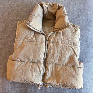 Cropped Puffer Vest